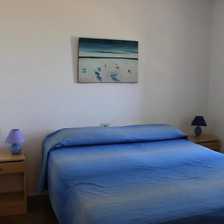 Villa Casa X 10 Persone Sulla Spiaggia Della Cintavista Mare A 5 M 4 Stanze Da Letto E Divano Letto