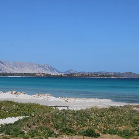 Casa X 10 Persone Sulla Spiaggia Della Cintavista Mare A 5 M 4 Stanze Da Letto E Divano Letto * San Teodoro (Sardinia)